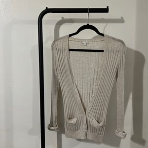 Gap ribbed v cardi